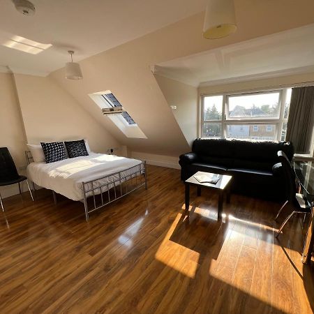 Rc Airport Rooms ستانويل المظهر الخارجي الصورة