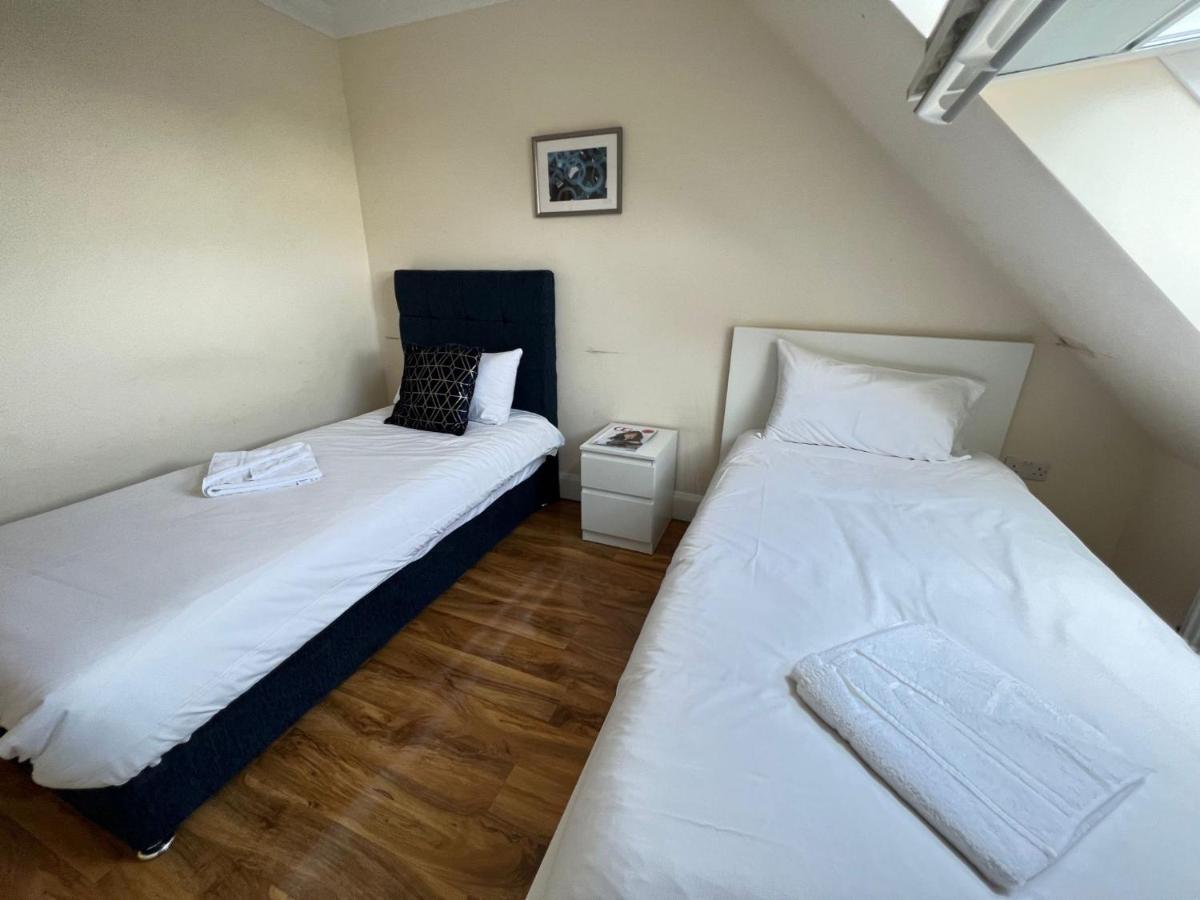 Rc Airport Rooms ستانويل المظهر الخارجي الصورة