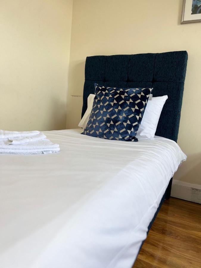 Rc Airport Rooms ستانويل المظهر الخارجي الصورة