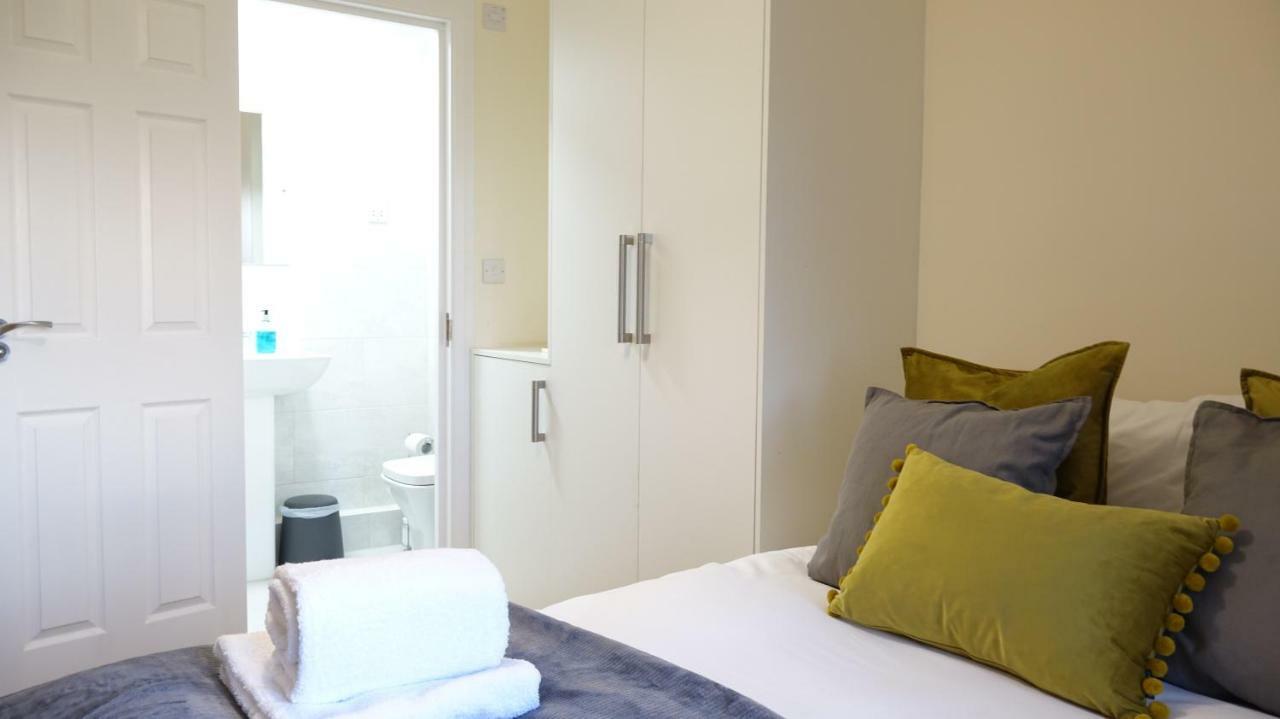 Rc Airport Rooms ستانويل المظهر الخارجي الصورة